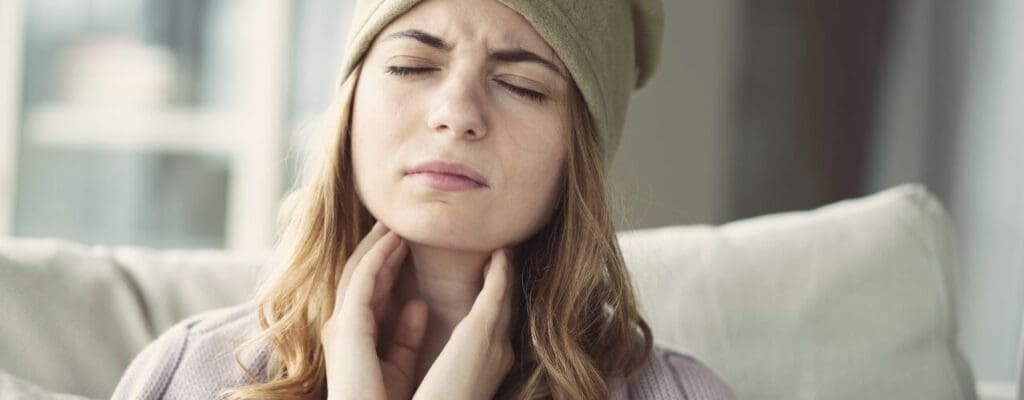 attachment-sore-and-scratchy-throat-in-winter