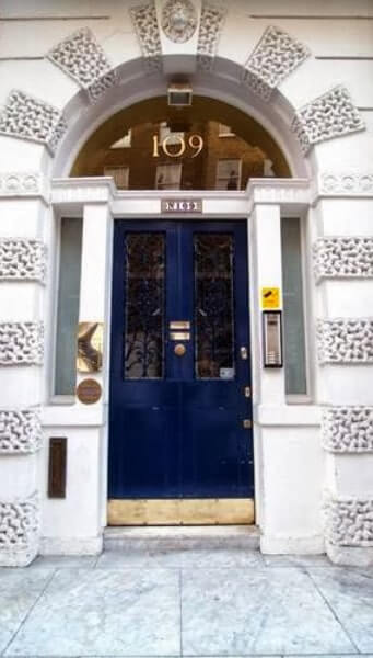 harley-street-door-min