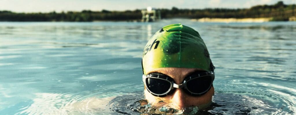 swimmers-ear-vs-middle-ear-infection